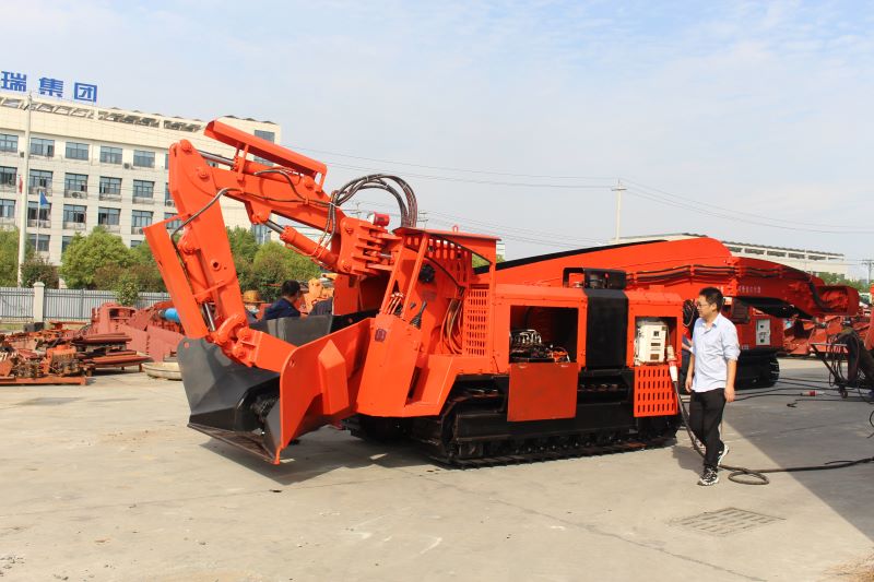 襄陽永力通，占地5萬平，礦用扒渣機實力廠家