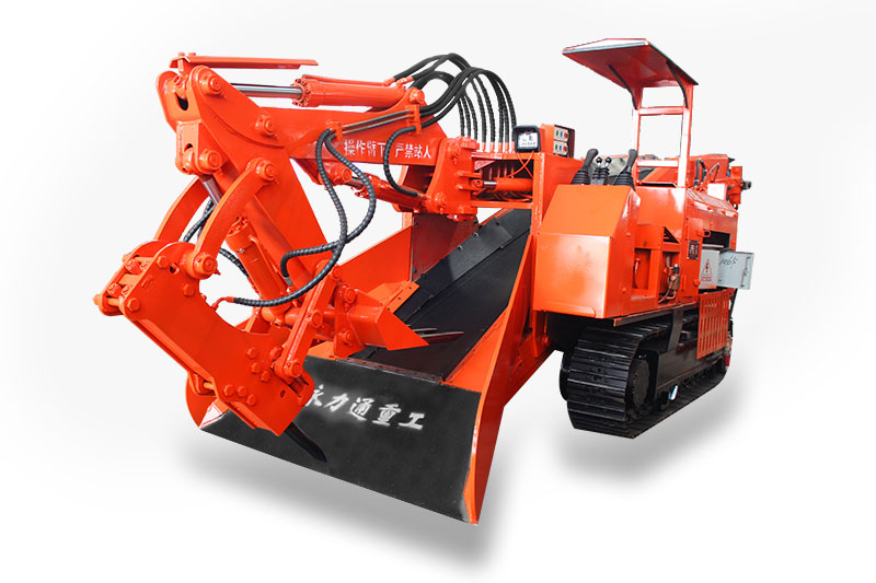 貴州六盤水客戶說：永力通小型扒渣機比進口性價比高多了